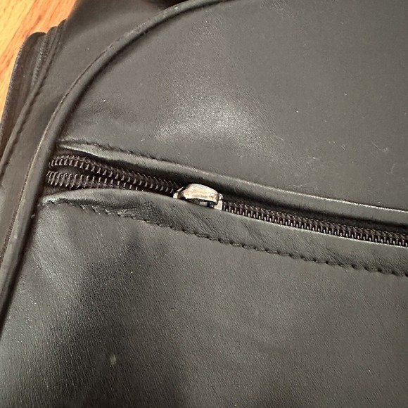 TUMI Alpha Black Leather Backpack 92183D4 - Picture 7 of 16